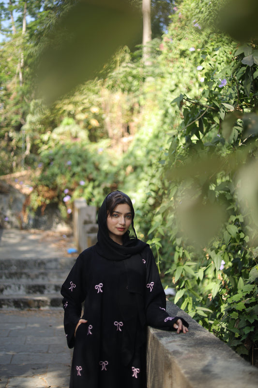 Bow abaya