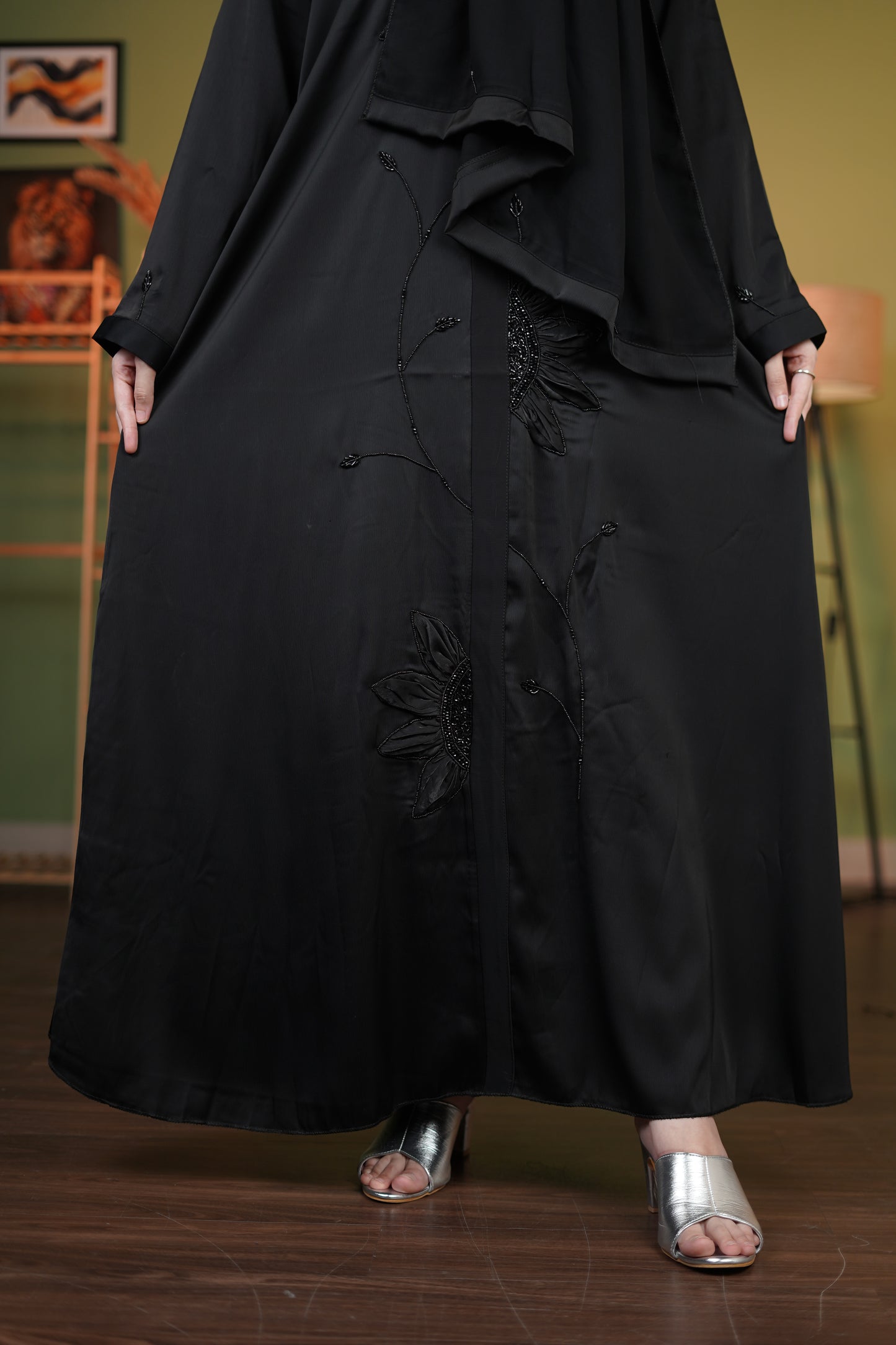BLACK SUNFLOWER ABAYA