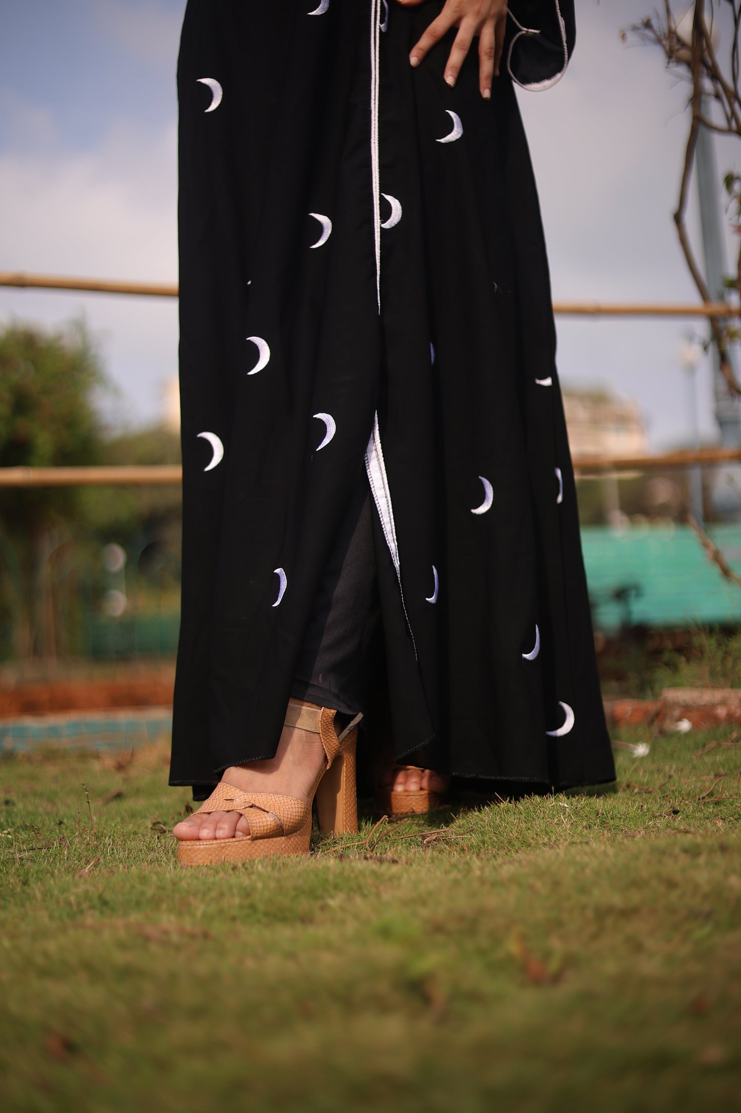 Moon abaya