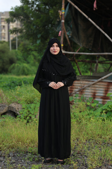 Black Pleated Embroidered Abaya