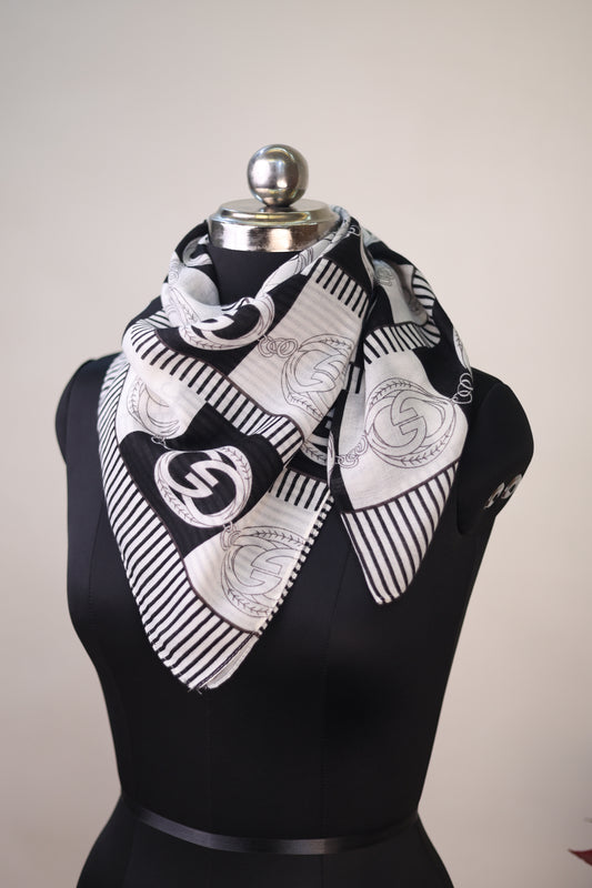 cotton imported scarf suitable for kurtis  western wear or abayas