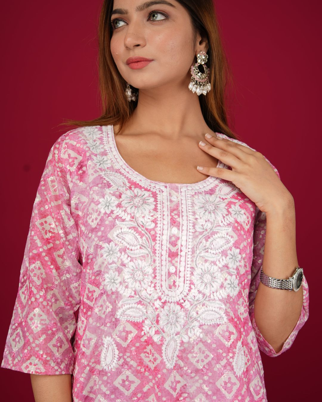 BANDHNI CHIKANKARI KURTI