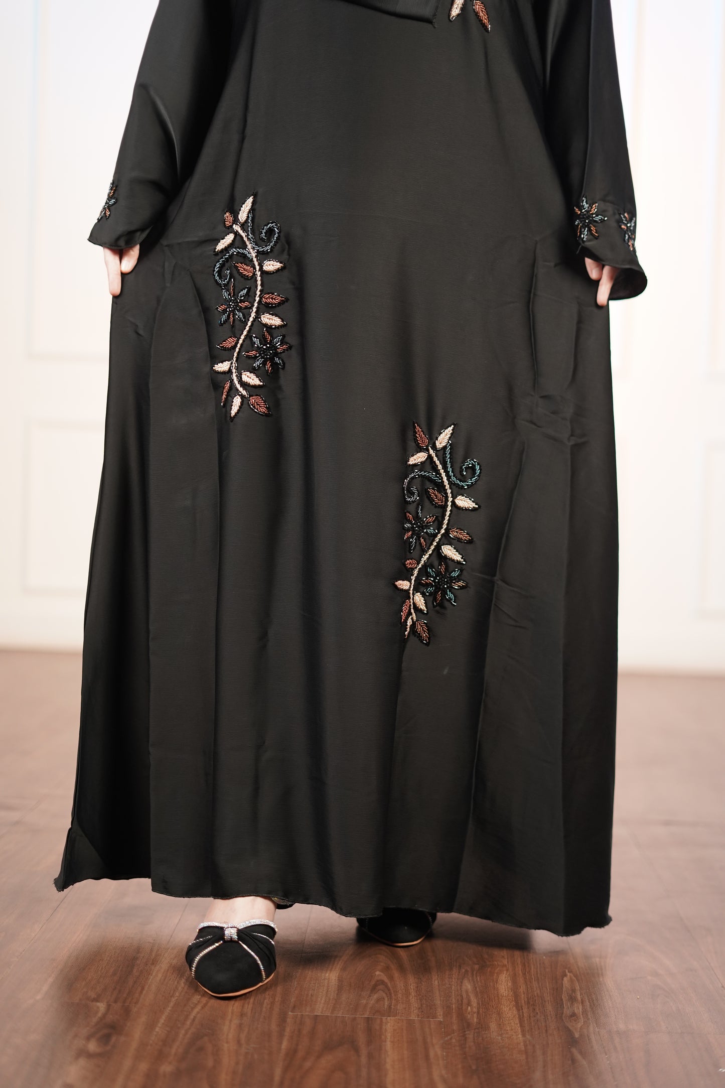 ZYRAH HANDWORK ABAYA