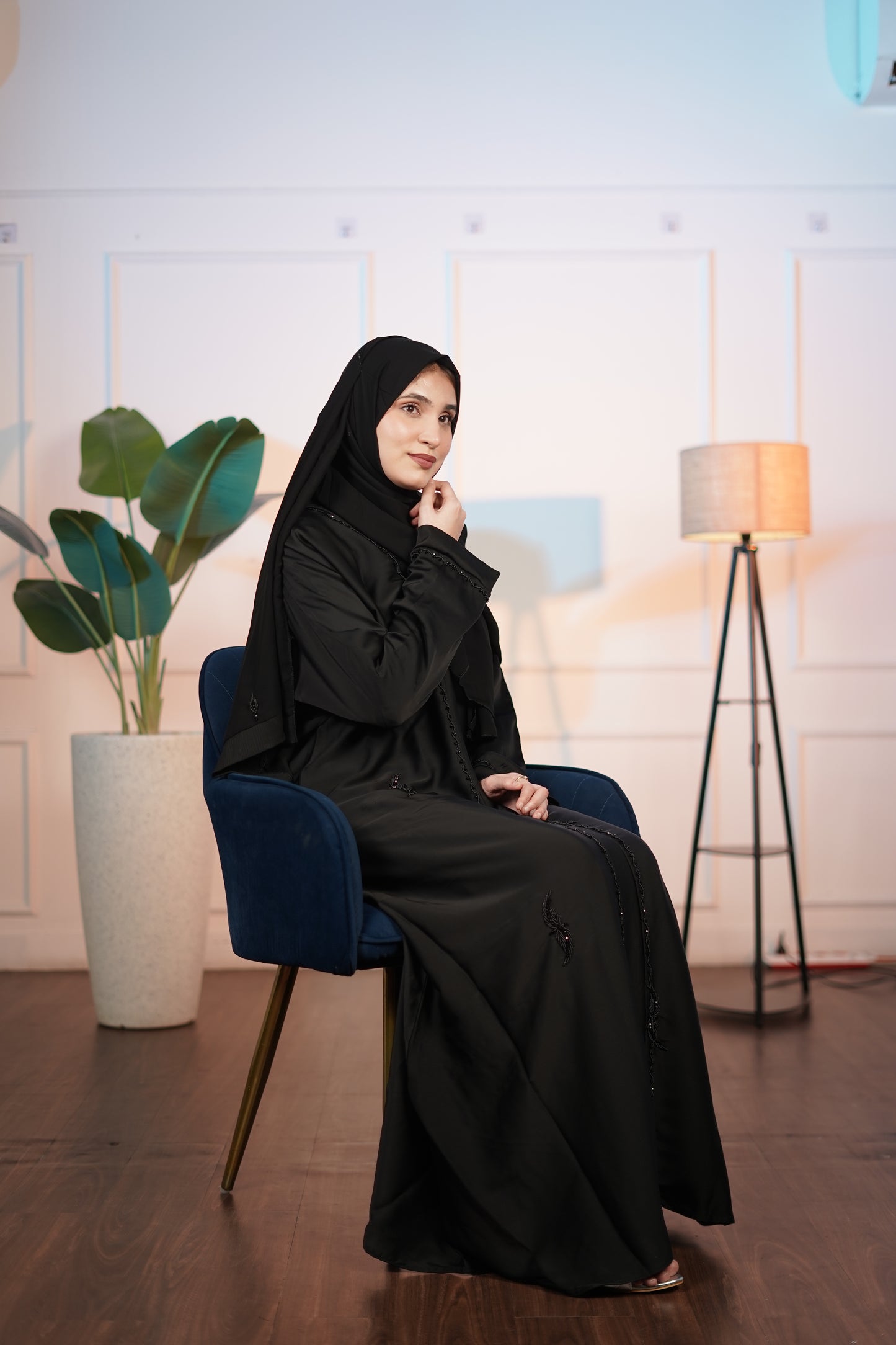 Cut Dana Abaya