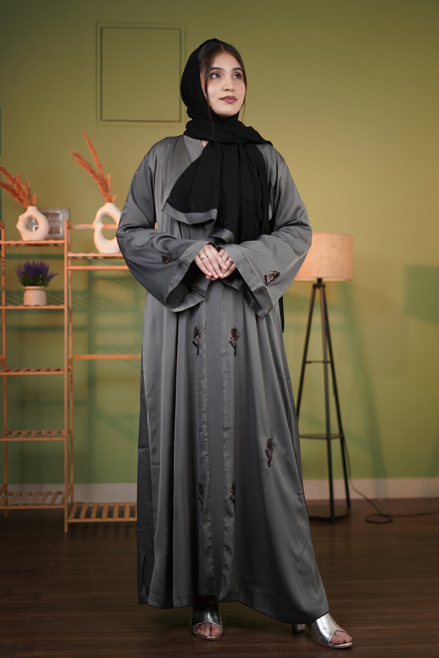 HUE  ABAYA
